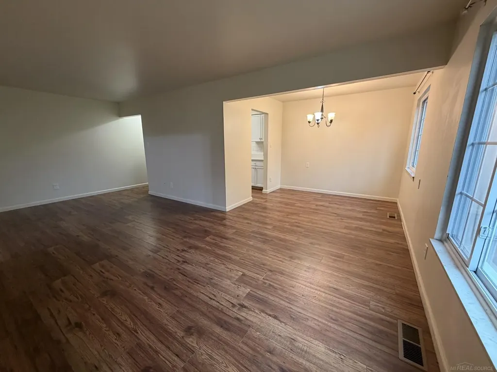 39435 Van Dyke Avenue Sterling Heights City MI 48313