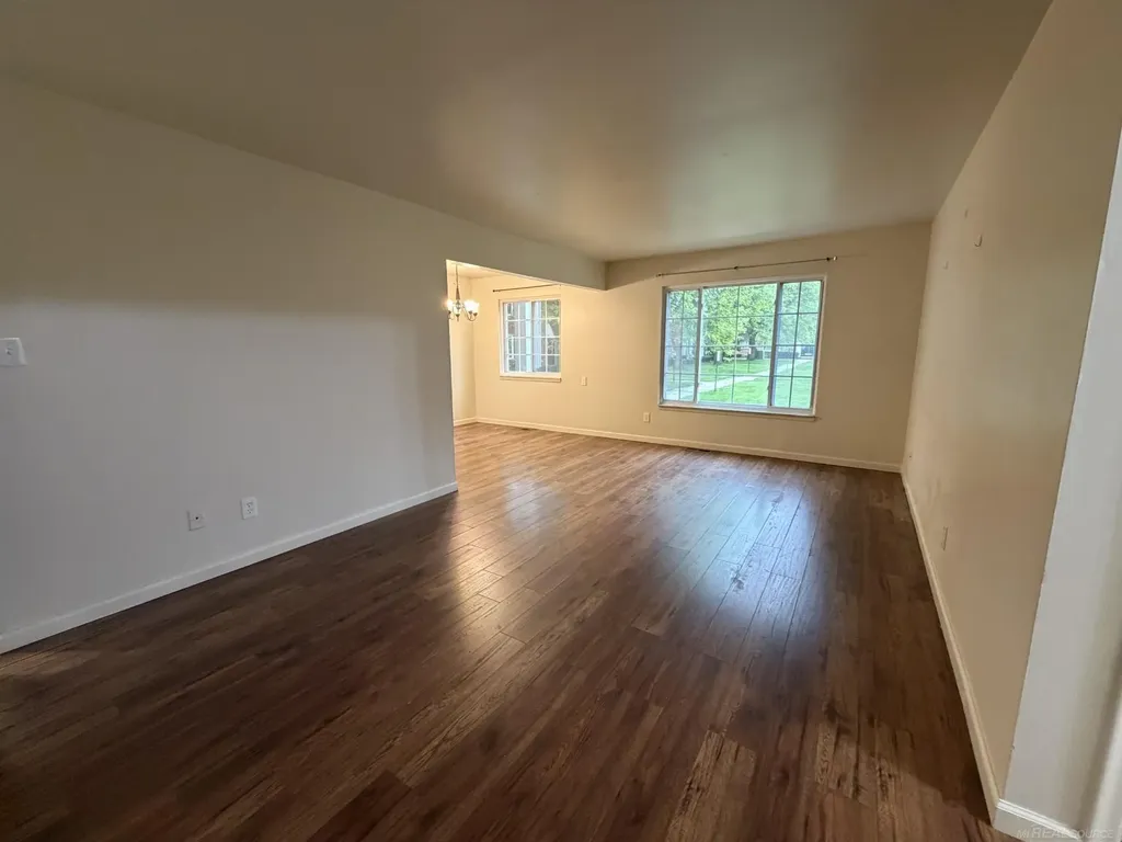 39435 Van Dyke Avenue Sterling Heights City MI 48313