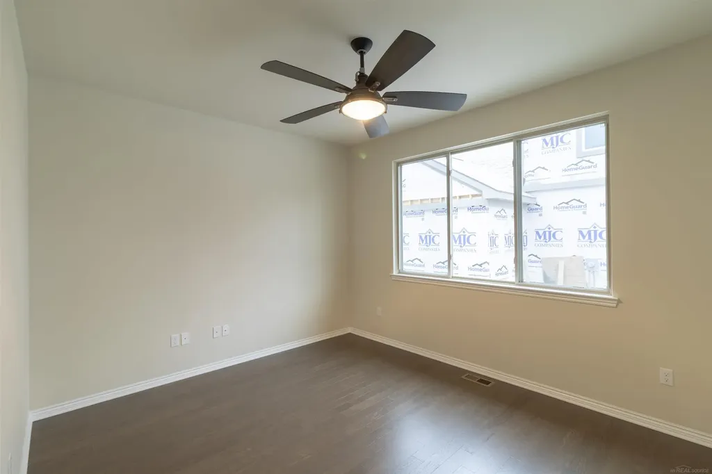 55671 Bay Oaks Court Shelby Charter Township MI 48315