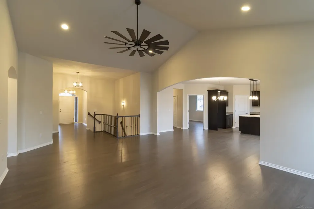 55671 Bay Oaks Court Shelby Charter Township MI 48315