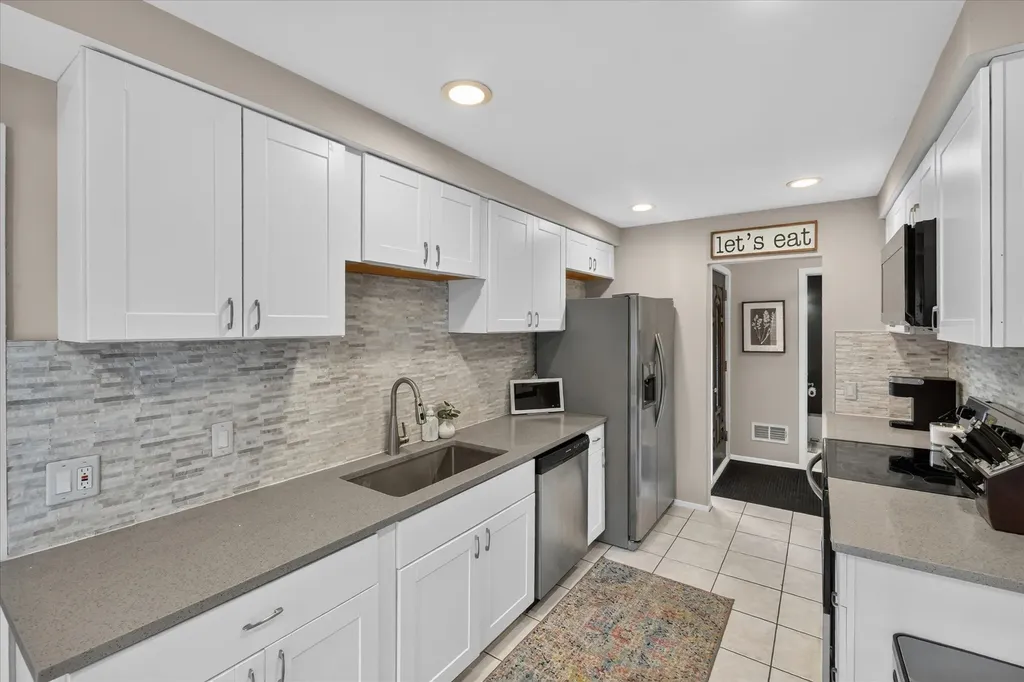 5845 Olympic Parkway Waterford Charter Township MI 48329