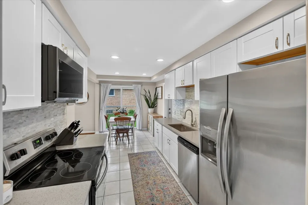 5845 Olympic Parkway Waterford Charter Township MI 48329