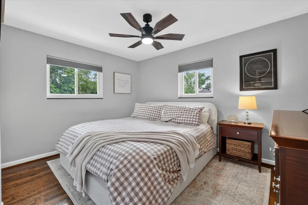 5845 Olympic Parkway Waterford Charter Township MI 48329