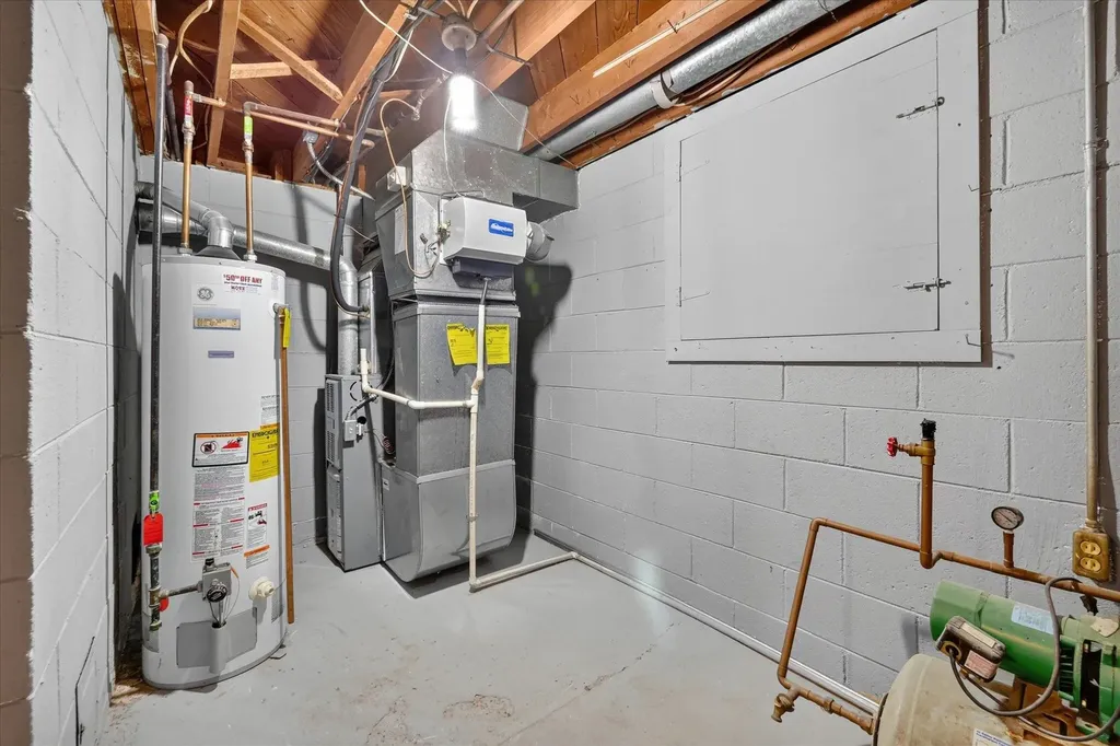 5845 Olympic Parkway Waterford Charter Township MI 48329