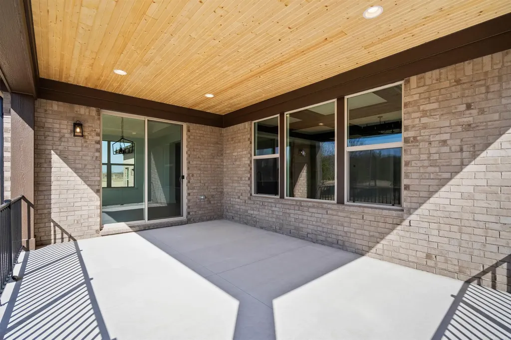 55735 Bay Oaks Court Shelby Charter Township MI 48315