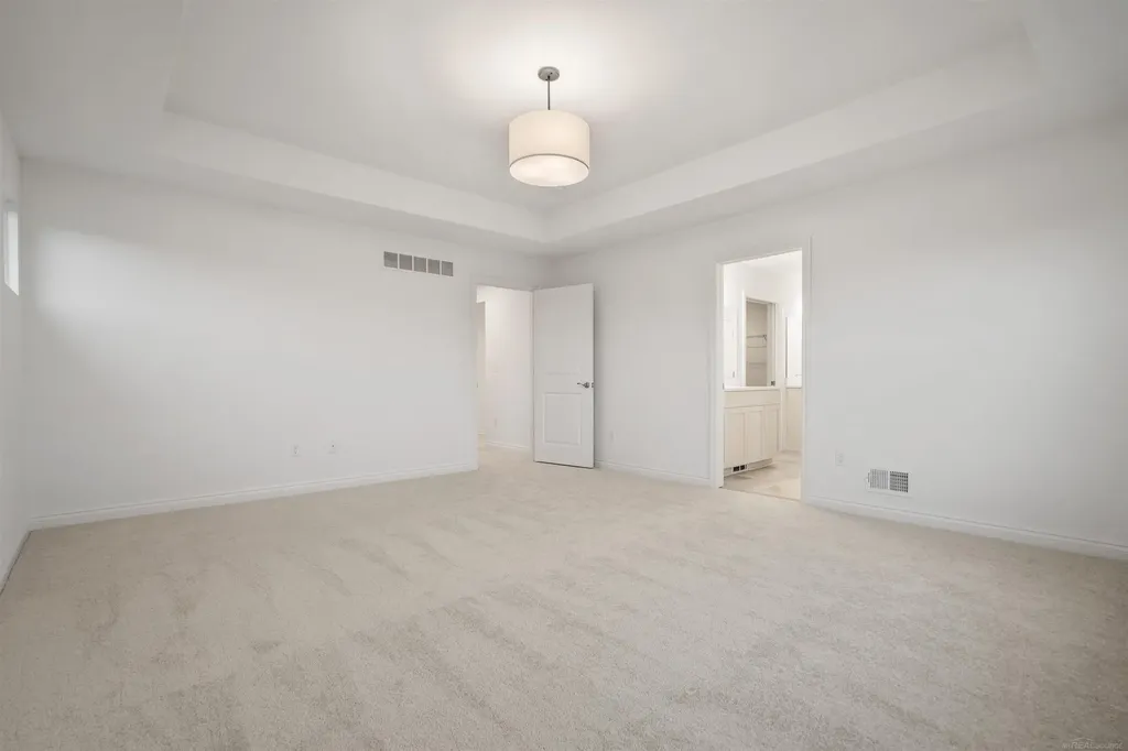 55735 Bay Oaks Court Shelby Charter Township MI 48315