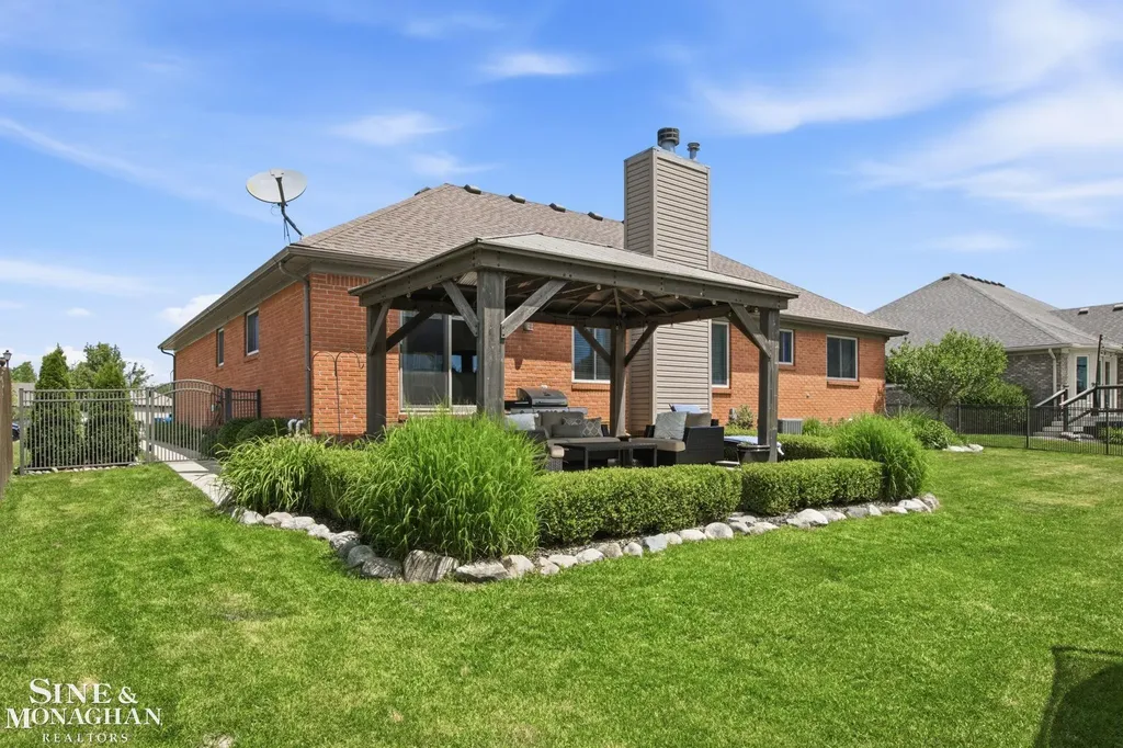 21712 Sabrina Drive Macomb Township MI 48044