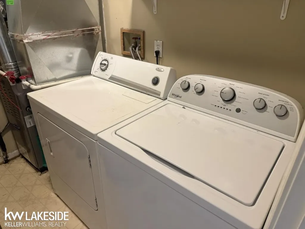 27722 Harrison Woods Lane Harrison Charter Township MI 48045