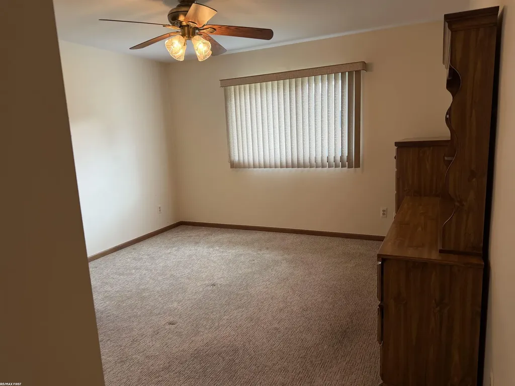 20344 Majestic Boulevard Clinton Charter Township MI 48036