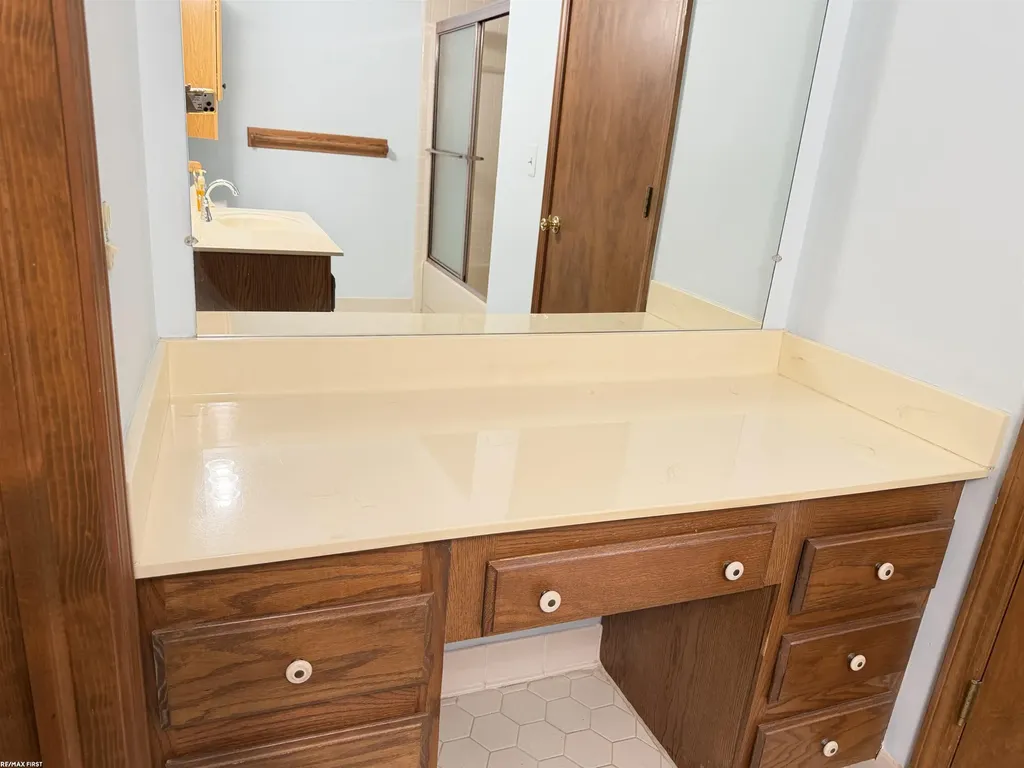 20344 Majestic Boulevard Clinton Charter Township MI 48036