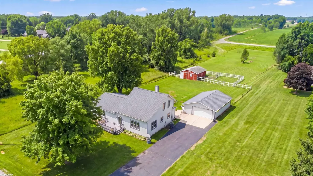 29 Pickford Road Kimball Township MI 48074