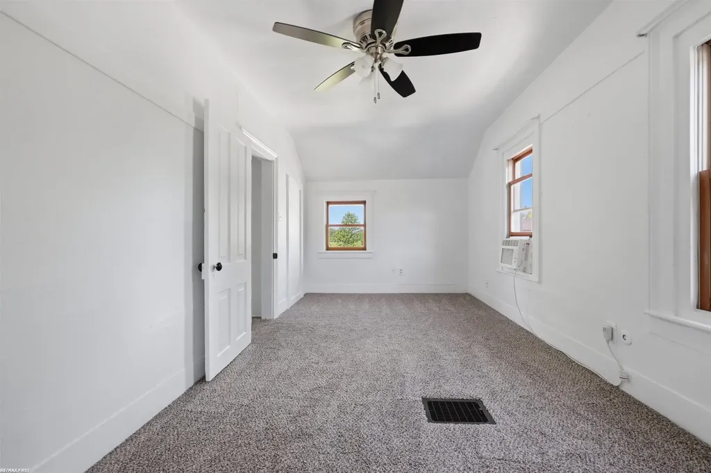 29 Pickford Road Kimball Township MI 48074