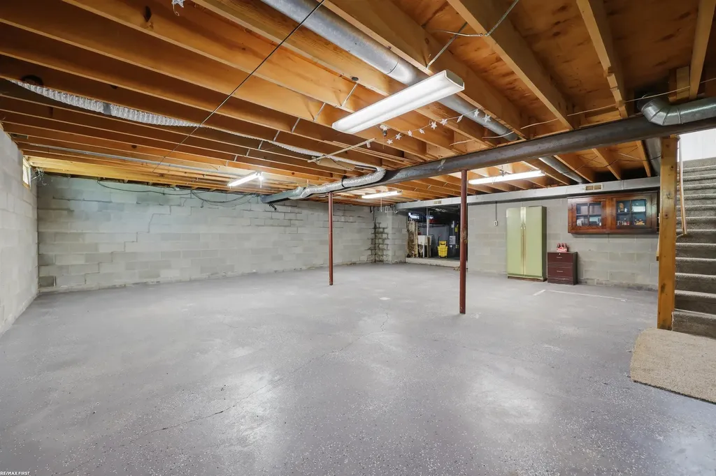 29 Pickford Road Kimball Township MI 48074