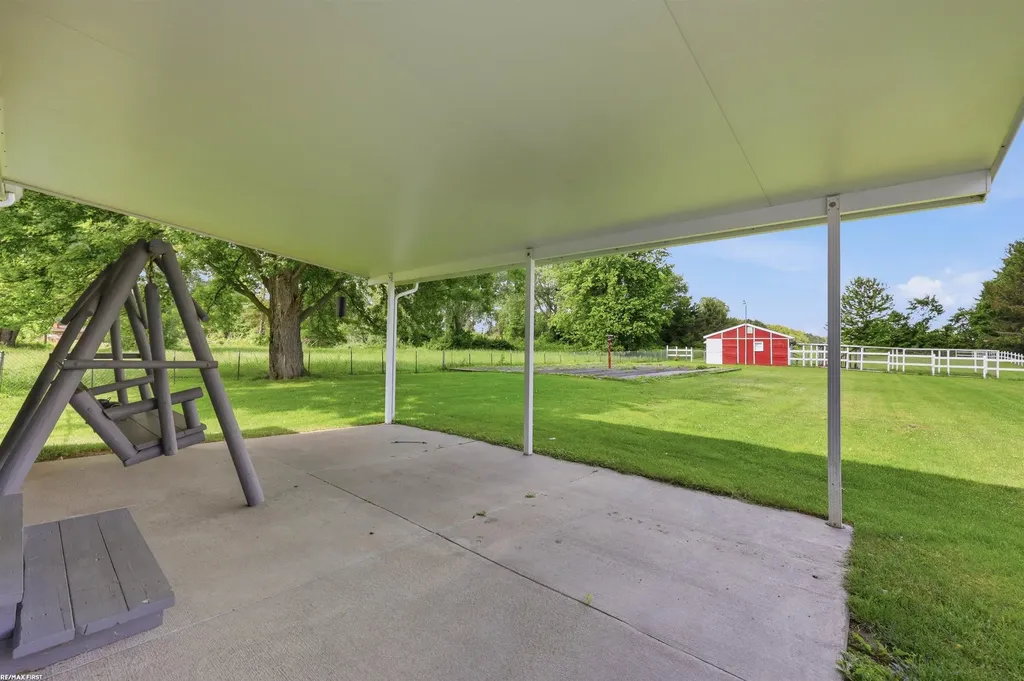29 Pickford Road Kimball Township MI 48074