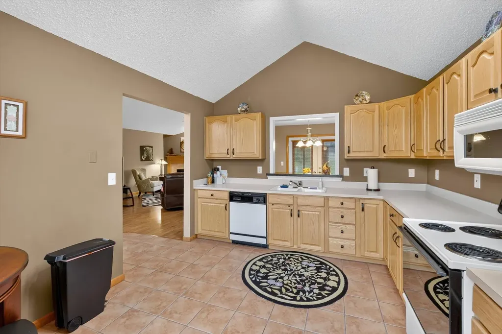 3629 New Boston Drive Sterling Heights City MI 48314