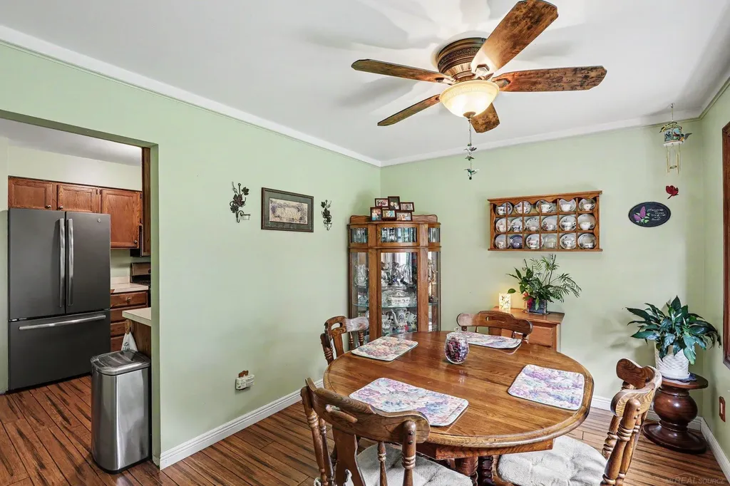 302 Westwinds Drive Almont Village MI 48003