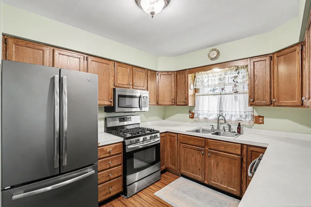 302 Westwinds Drive Almont Village MI 48003