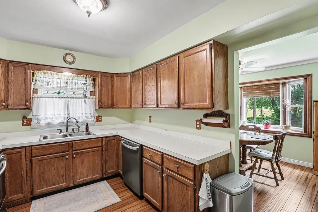302 Westwinds Drive Almont Village MI 48003