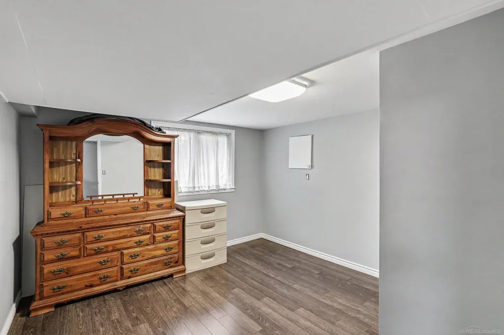 302 Westwinds Drive Almont Village MI 48003