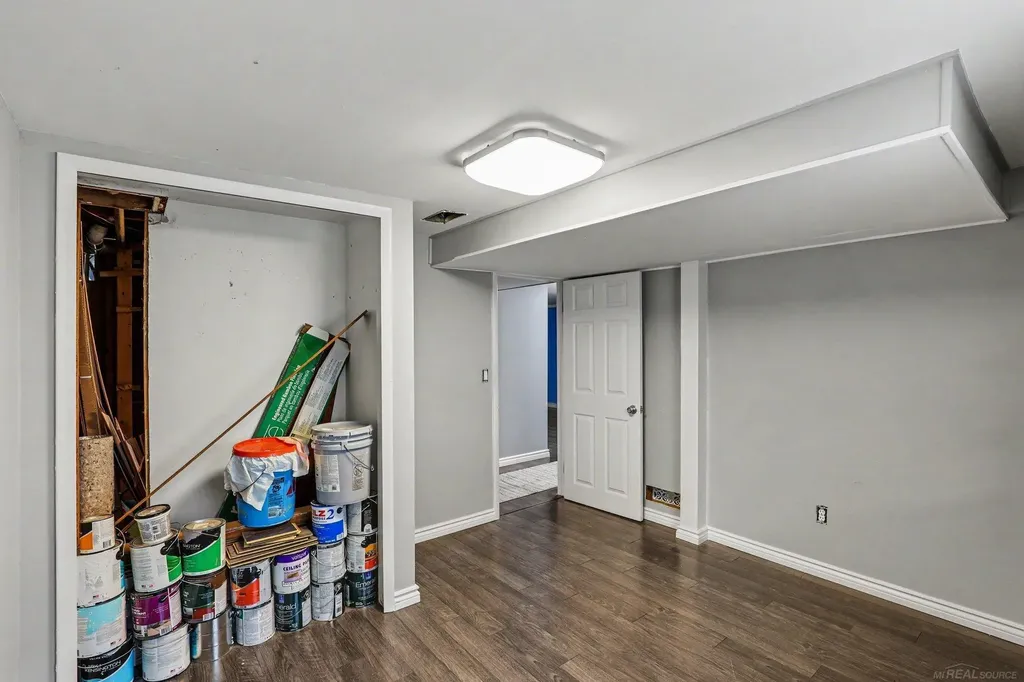 302 Westwinds Drive Almont Village MI 48003