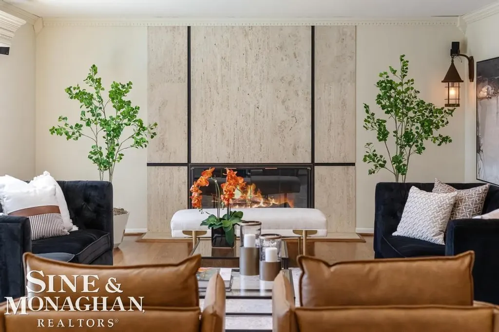 529 Lake Shore Road Village Of Grosse Pointe Shores City MI 48236