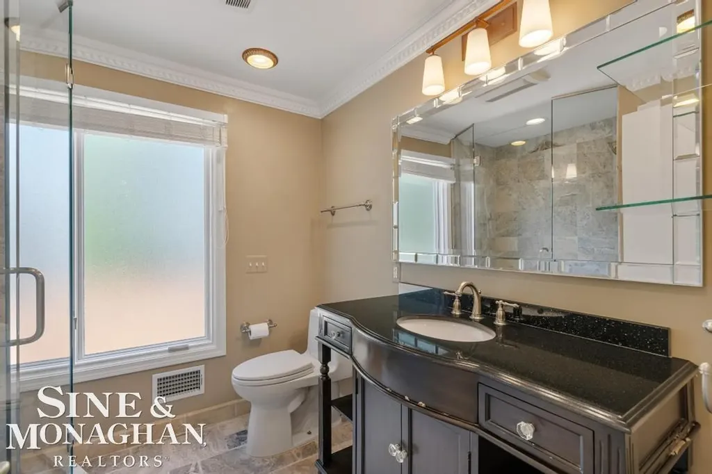 529 Lake Shore Road Village Of Grosse Pointe Shores City MI 48236