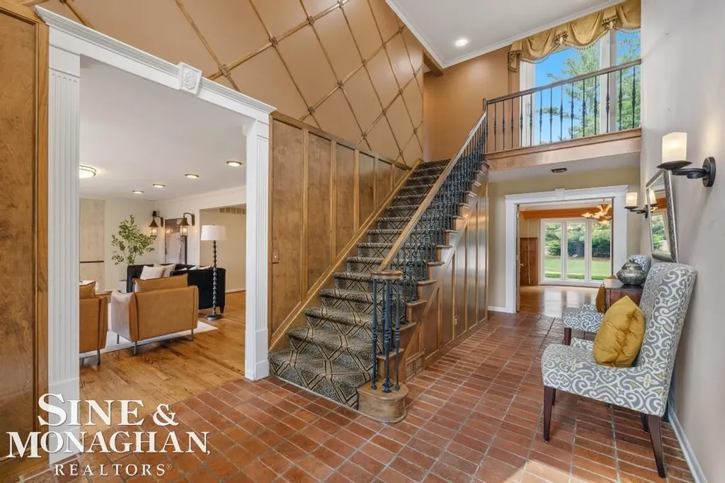 529 Lake Shore Road Village Of Grosse Pointe Shores City MI 48236