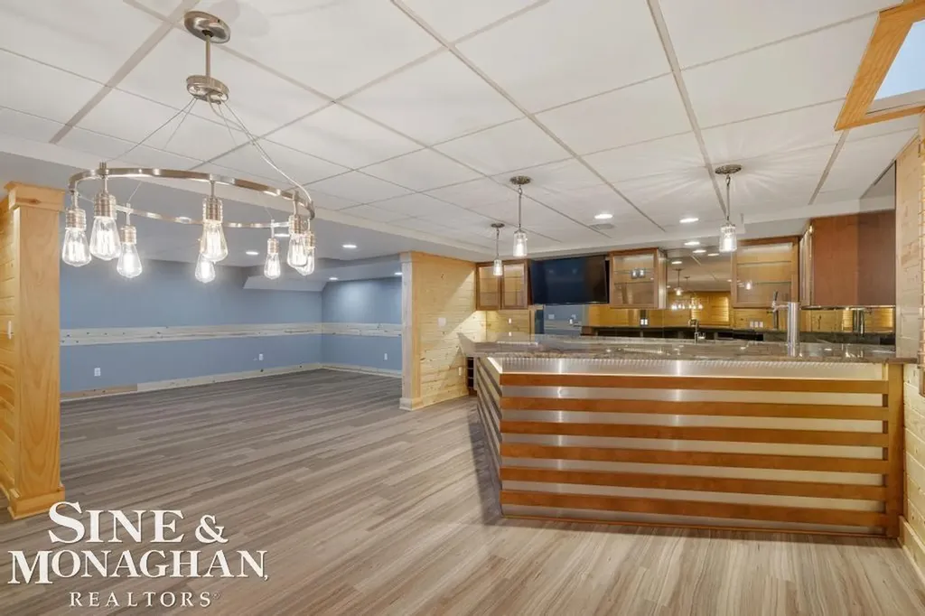 529 Lake Shore Road Village Of Grosse Pointe Shores City MI 48236