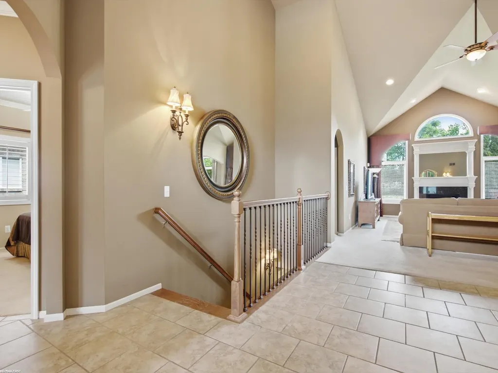 30161 Trailwood Drive Warren City MI 48092