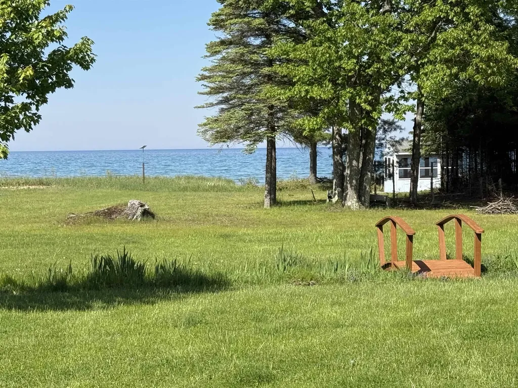 2125 Mckechnie Road Haynes Township MI 48740