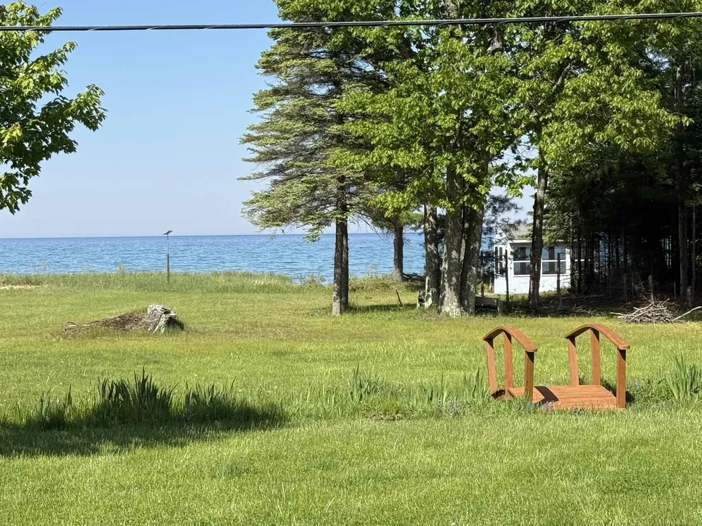 2125 Mckechnie Road Haynes Township MI 48740