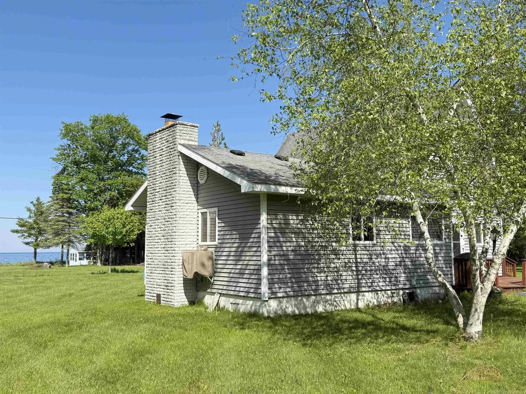 2125 Mckechnie Road Haynes Township MI 48740