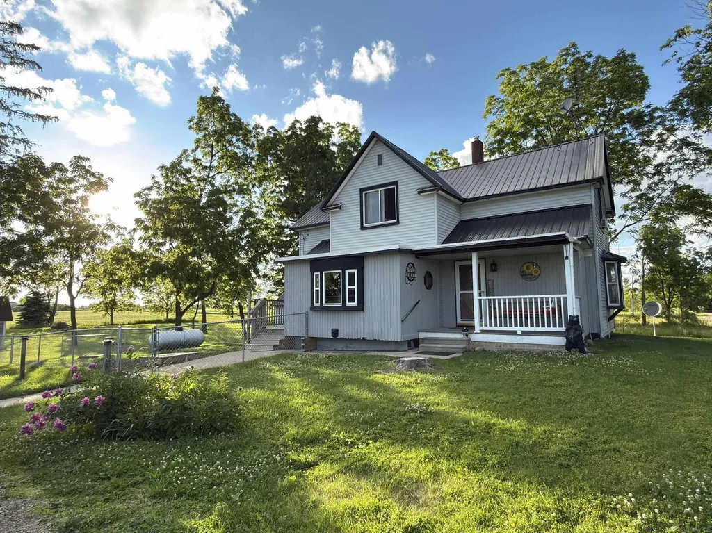 1451 N Loree Road Bridgehampton Township MI 48419
