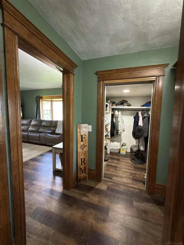 1451 N Loree Road Bridgehampton Township MI 48419
