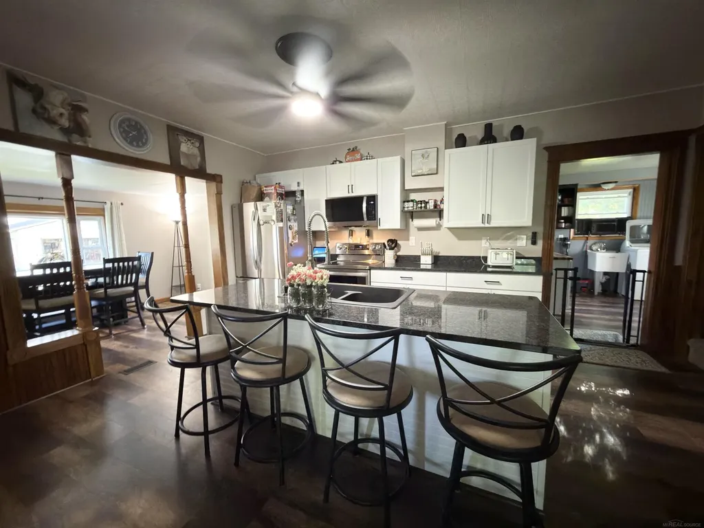 1451 N Loree Road Bridgehampton Township MI 48419