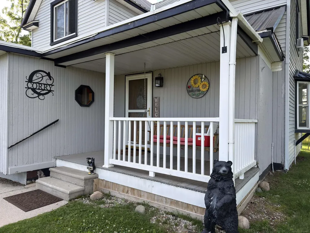1451 N Loree Road Bridgehampton Township MI 48419