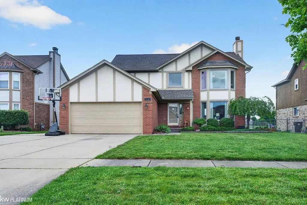 53103 W Ridge Drive Chesterfield Township MI 48051