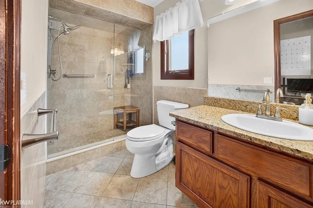 53103 W Ridge Drive Chesterfield Township MI 48051