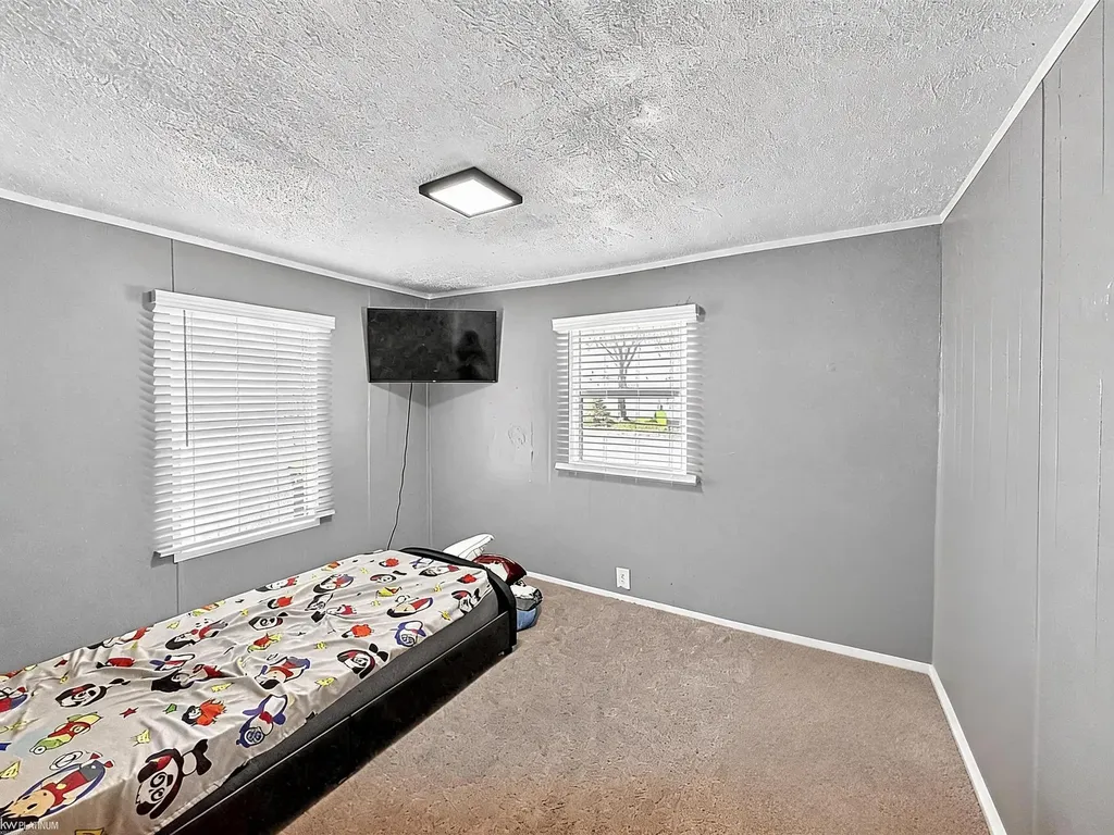 43060 Frontenac Avenue Sterling Heights City MI 48314