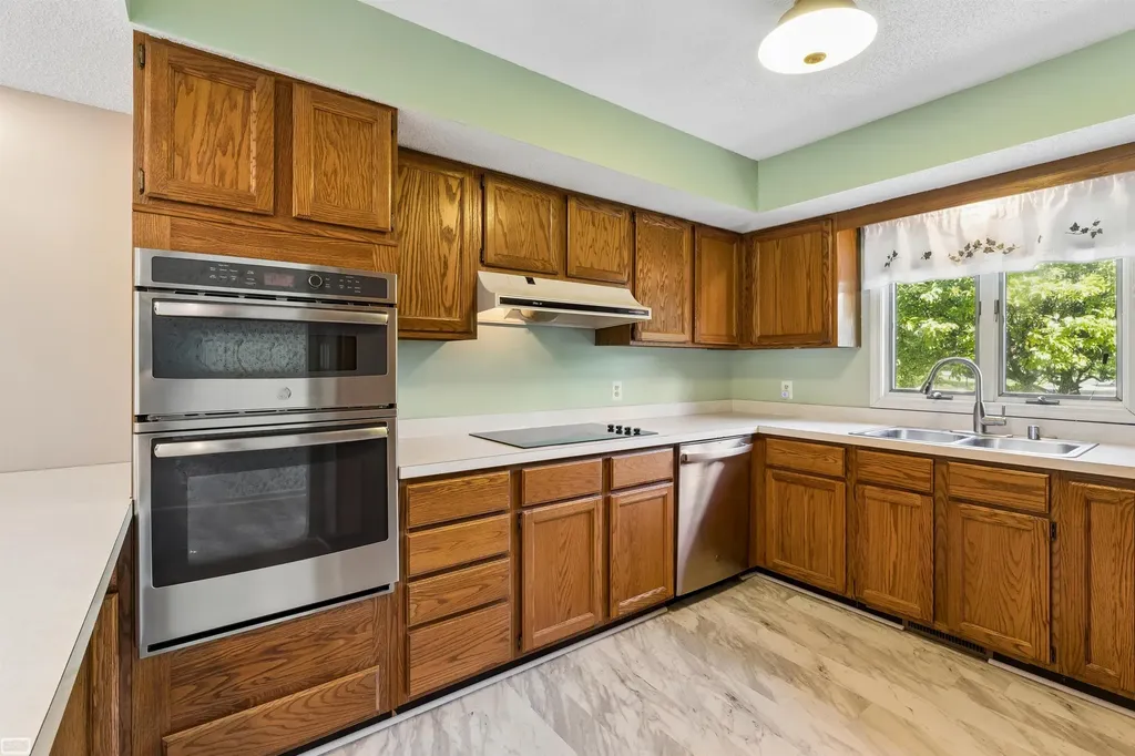 1715 River Road St. Clair City MI 48079