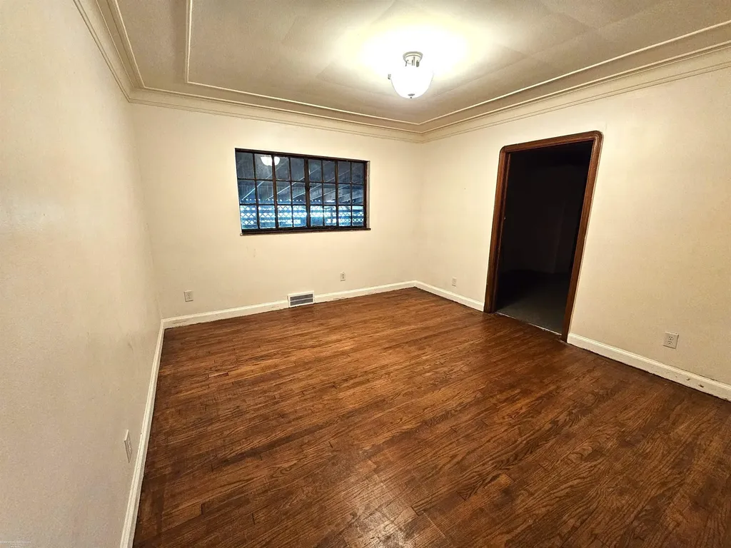 18051 Santa Barbara Drive Detroit City MI 48221
