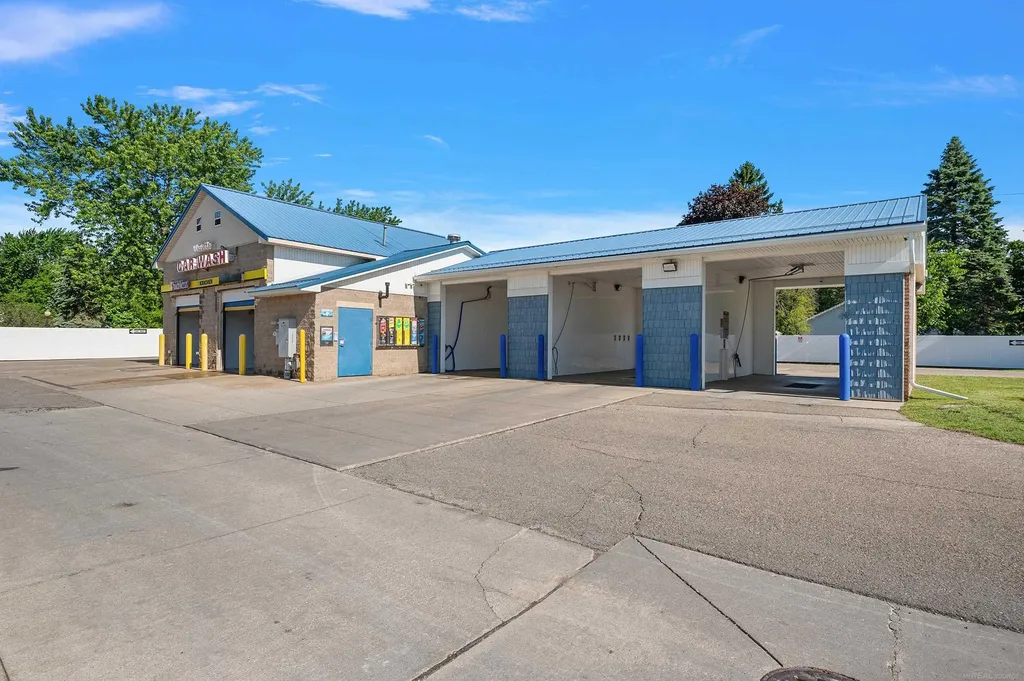 35141 Division Road Richmond City MI 48062