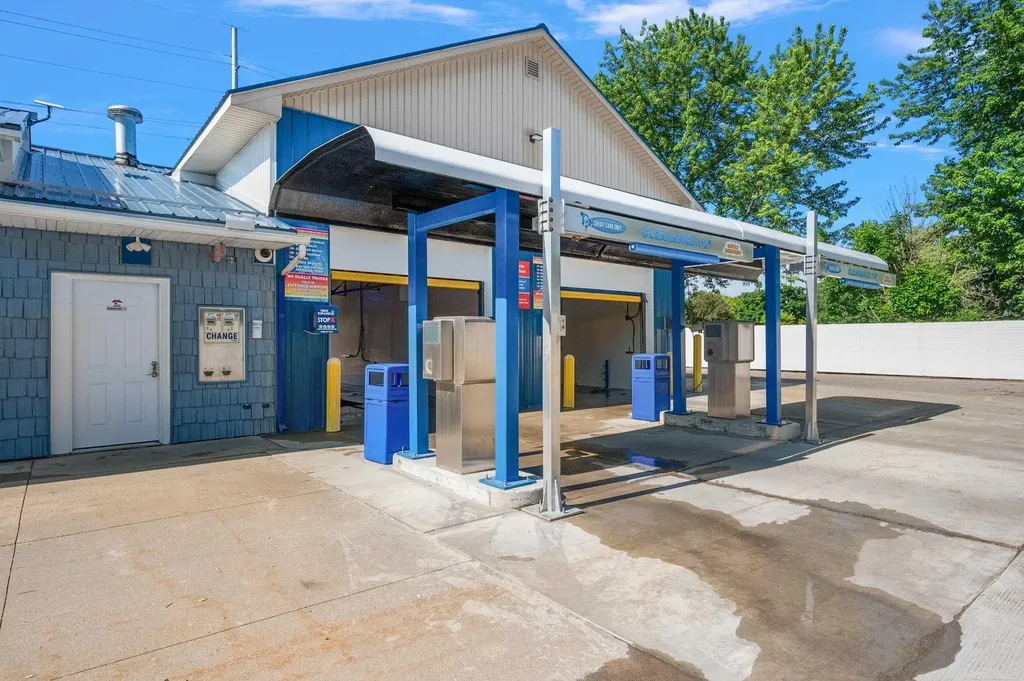 35141 Division Road Richmond City MI 48062