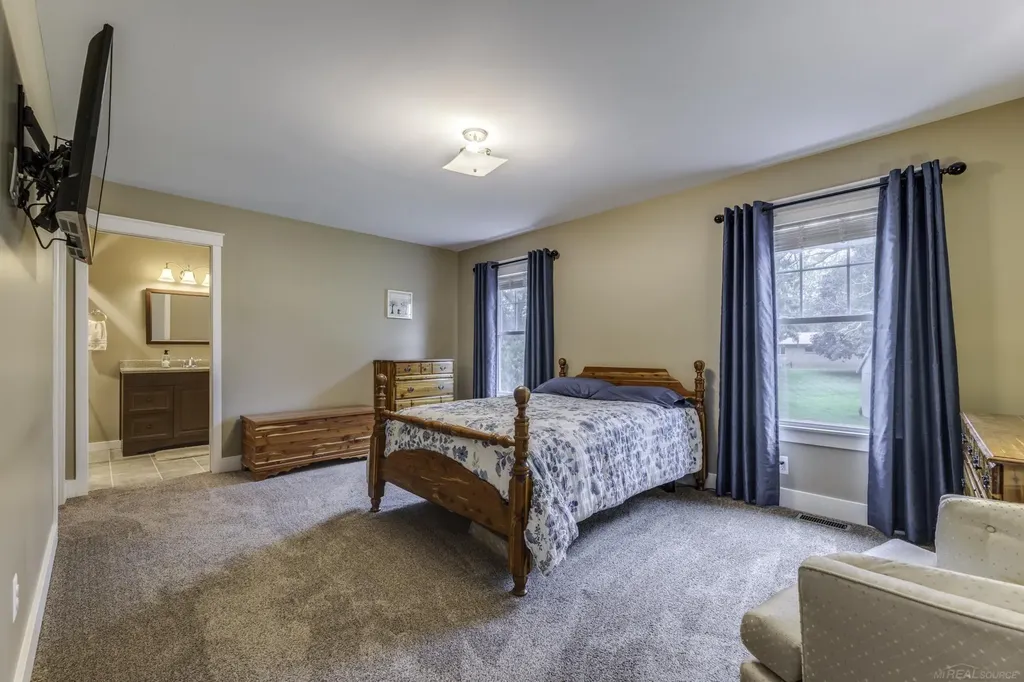 7061 Greenbush Lane Lexington Village MI 48450