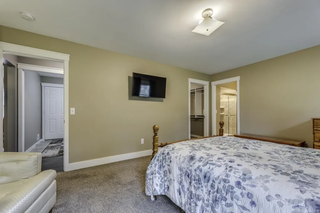 7061 Greenbush Lane Lexington Village MI 48450