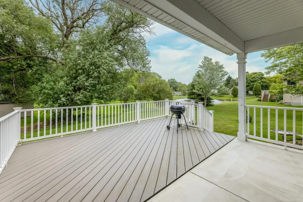 7061 Greenbush Lane Lexington Village MI 48450