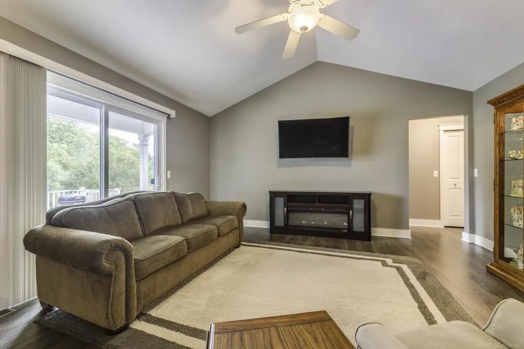 7061 Greenbush Lane Lexington Village MI 48450
