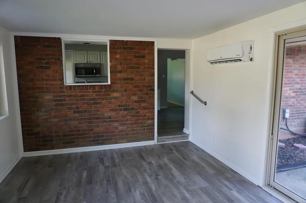 21671 N Nunneley Road Clinton Charter Township MI 48036