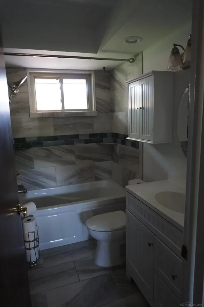 21671 N Nunneley Road Clinton Charter Township MI 48036
