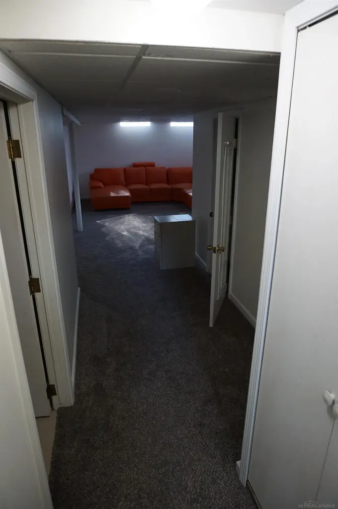 21671 N Nunneley Road Clinton Charter Township MI 48036